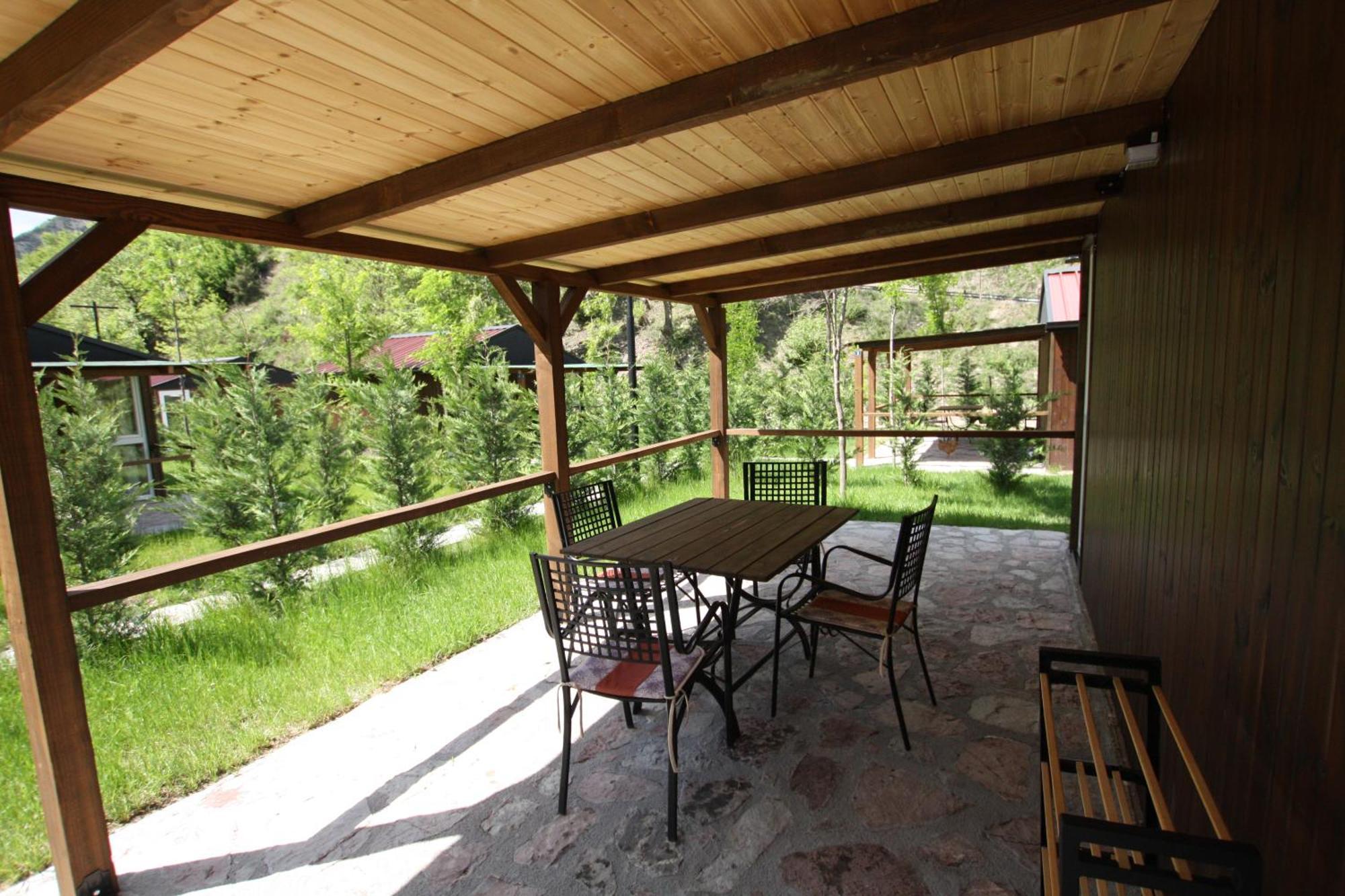 Lugina E Shengjergjit ,Bujtinat Villa Tirana Kültér fotó