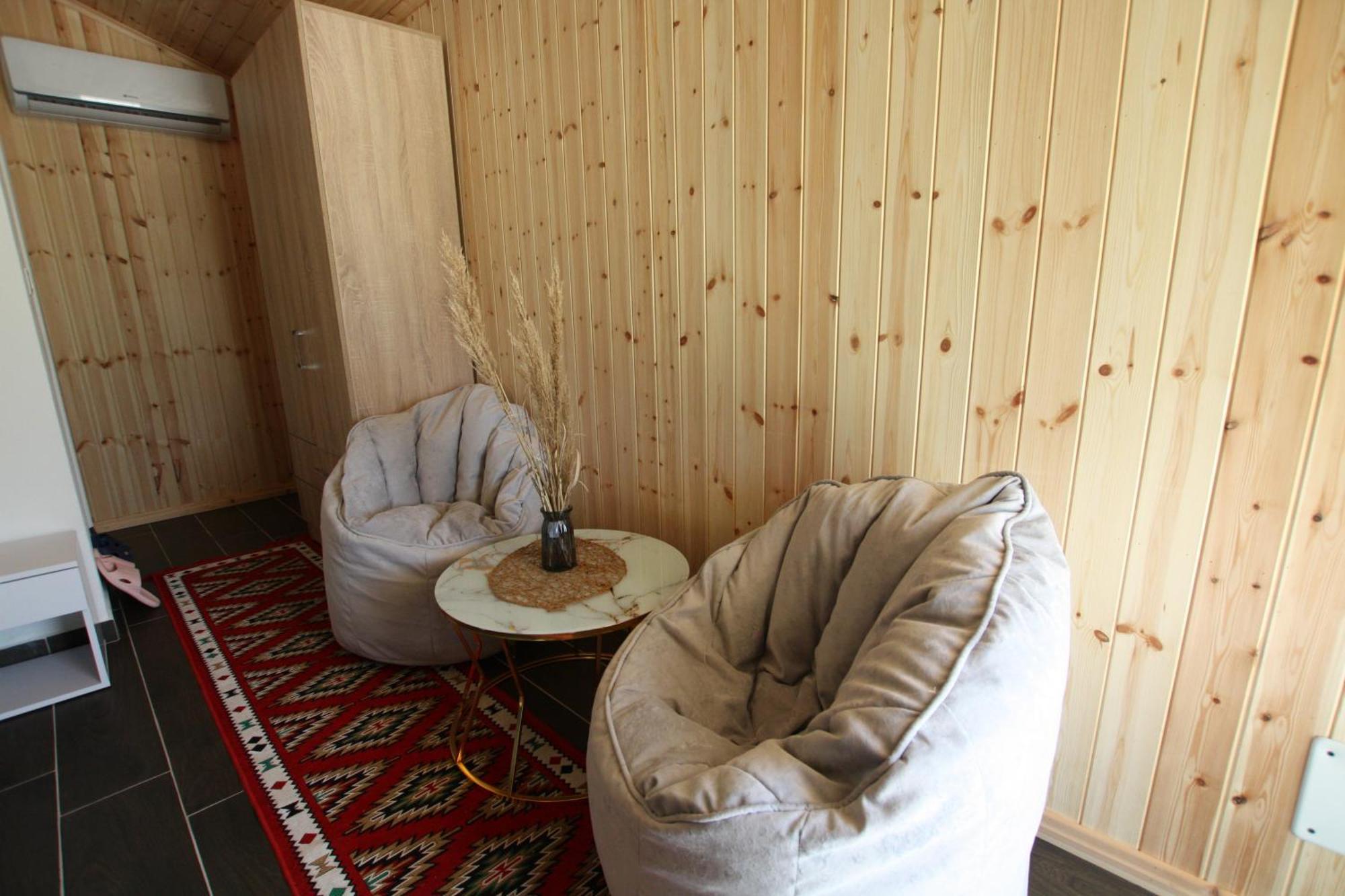 Lugina E Shengjergjit ,Bujtinat Villa Tirana Kültér fotó